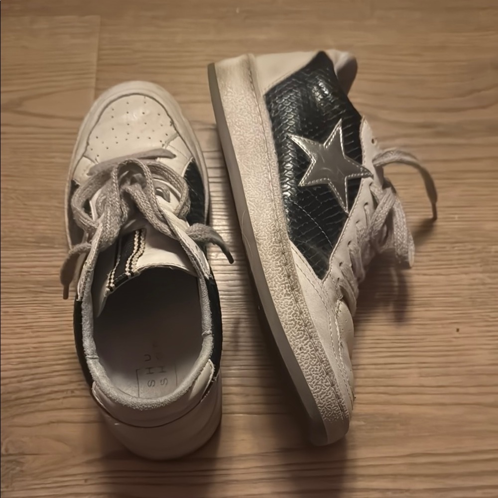 ShuShop Black and White Sneakers Classic High-Top